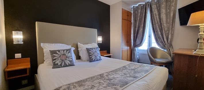 Classic Double and Twin room - Hotel near the Eiffel Tower